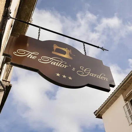 The Tailor's Garden Hotel *
